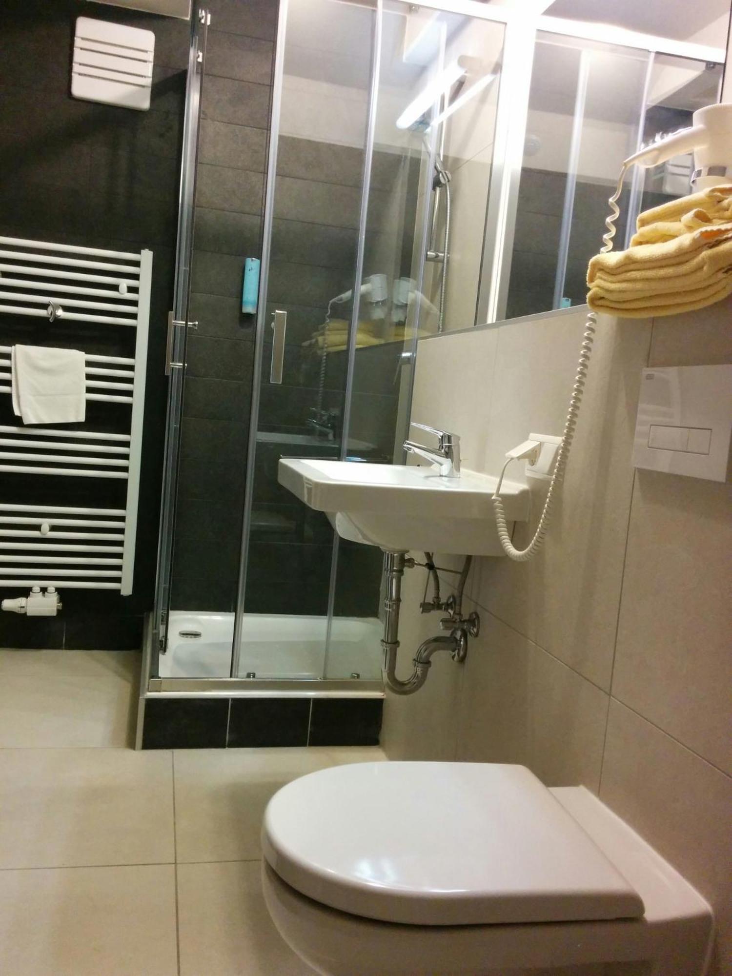 Sissi Park Aparthotel Лахтал Стая снимка