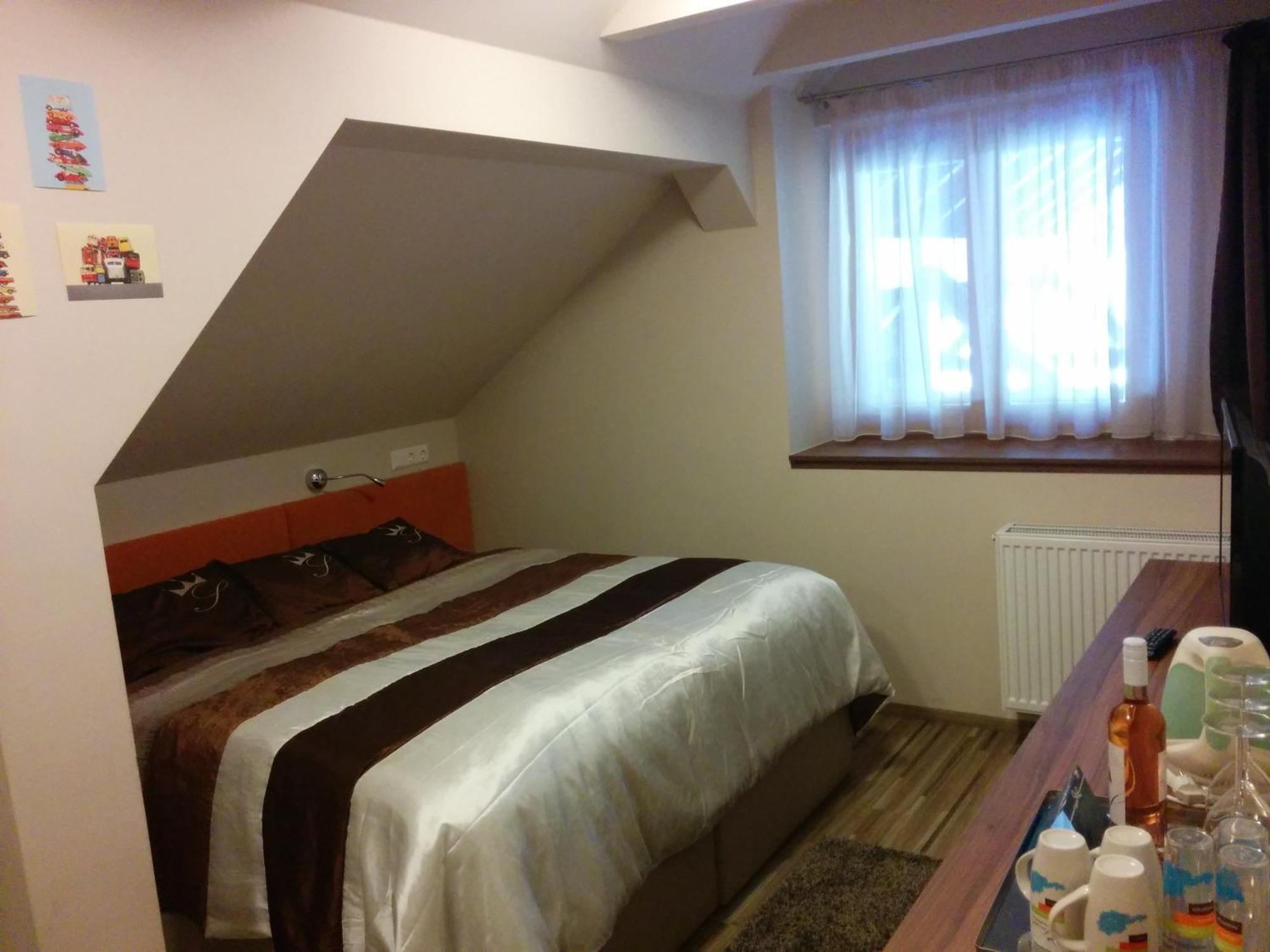 Sissi Park Aparthotel Лахтал Стая снимка