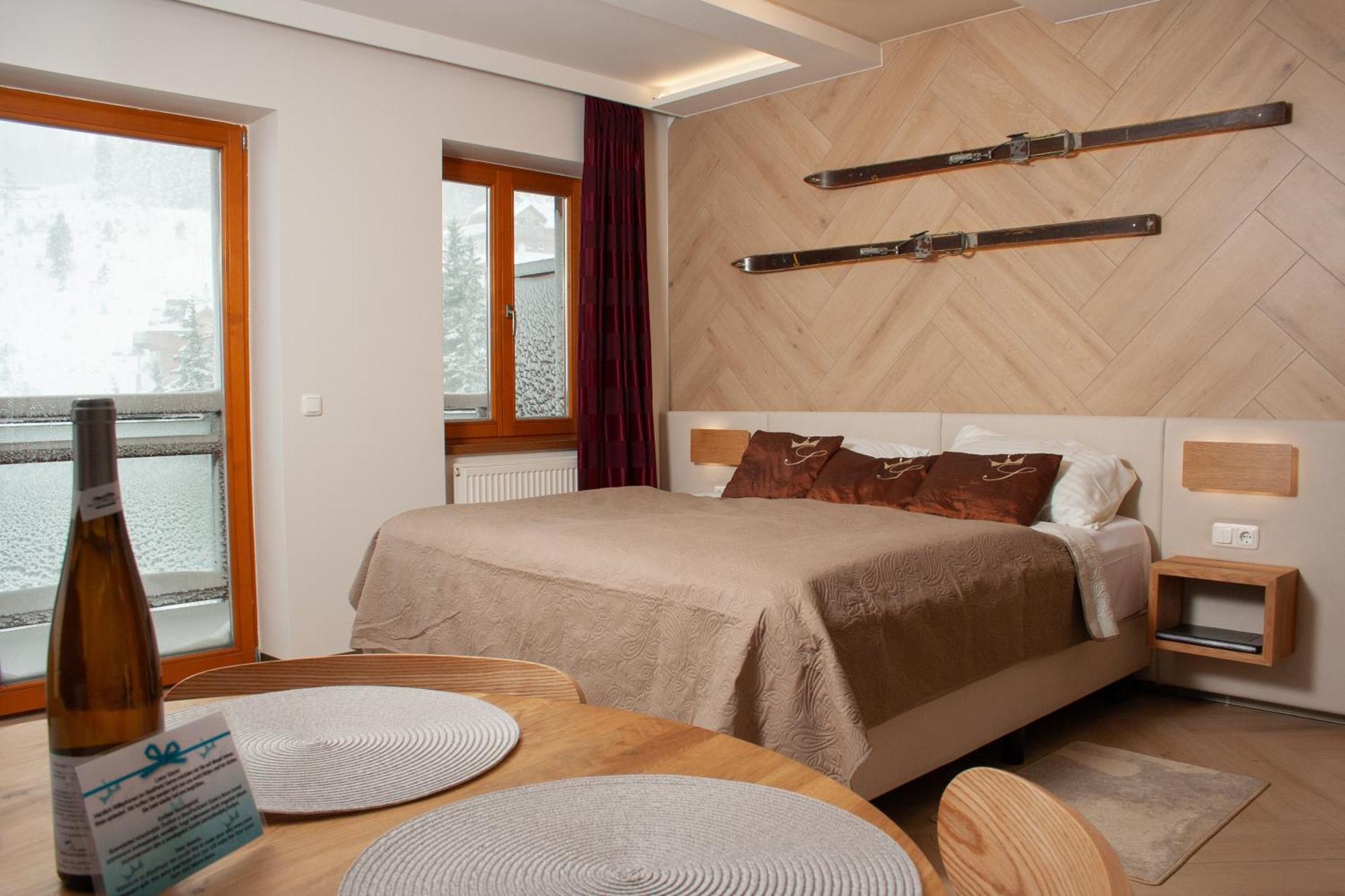 Sissi Park Aparthotel Лахтал Екстериор снимка