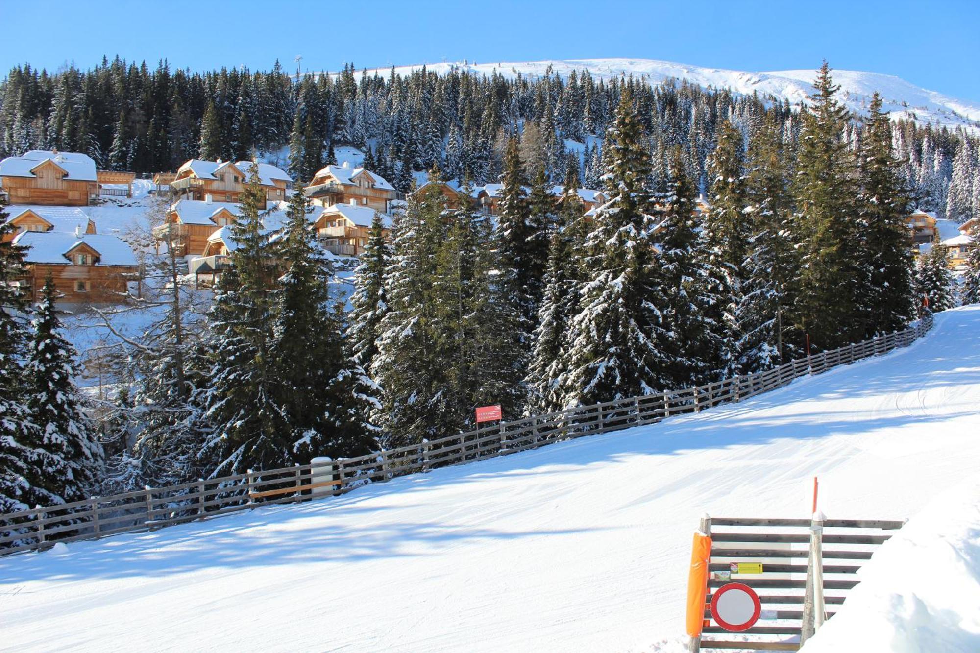 Sissi Park Aparthotel Лахтал Екстериор снимка