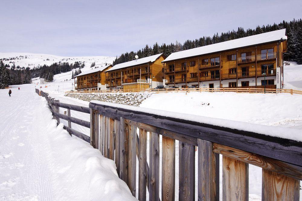 Sissi Park Aparthotel Лахтал Екстериор снимка