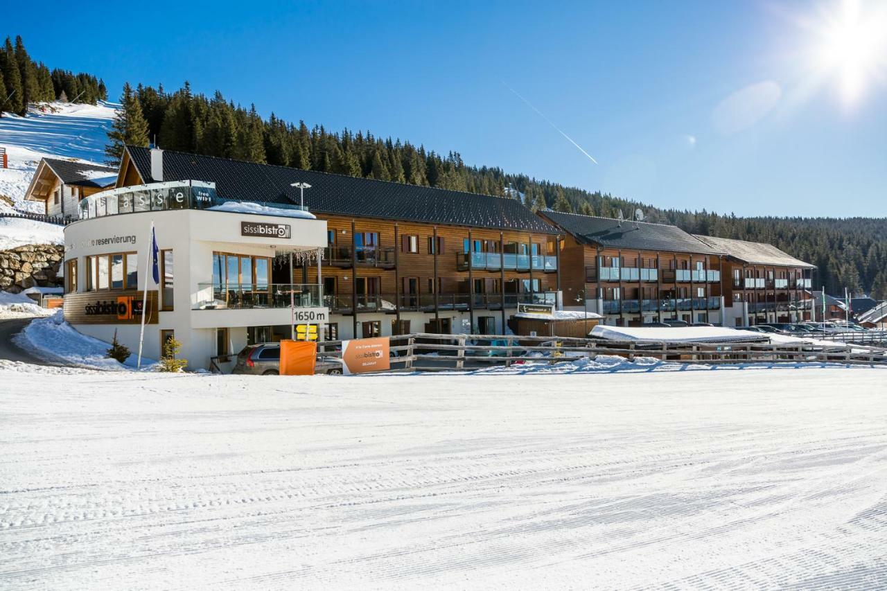 Sissi Park Aparthotel Лахтал Екстериор снимка